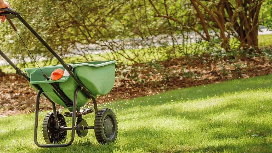 Best Fertilizer Spreaders